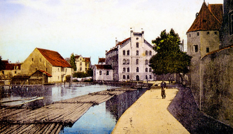 DRBNA HISTORIČKA: U Předního mlýna