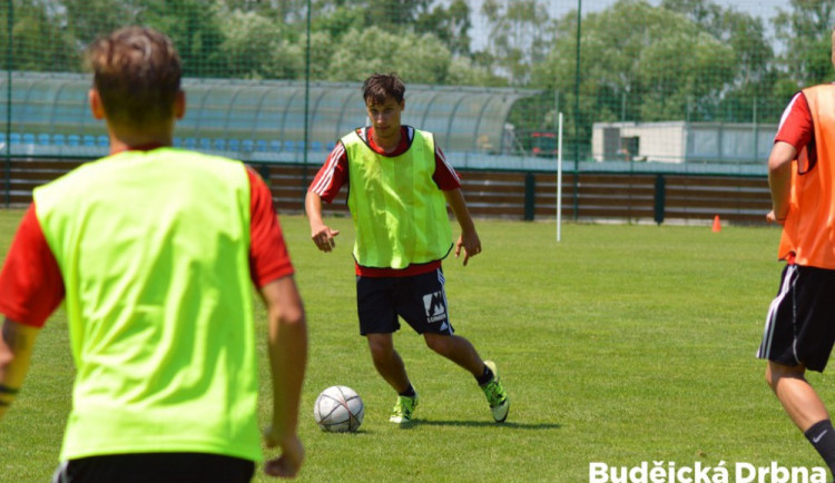 Juniorka Dynama zahájila přípravu na sezonu 2017/2018