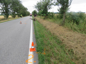 Nehoda nákladního automobilu s domíchávačem u Čejkovic.