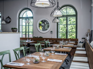 Valmer Restaurant & shop