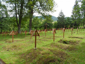 Budějovický spolek Jednadevadesátníci, který mapuje osudy Jihočechů za první světové války, se v polovině července vypravil do východních Karpat na pomezí Slovenska, Polska a Ukrajiny. Právě zde v zimě a na jaře 1915 bojoval budějovický 91. pěší pluk.