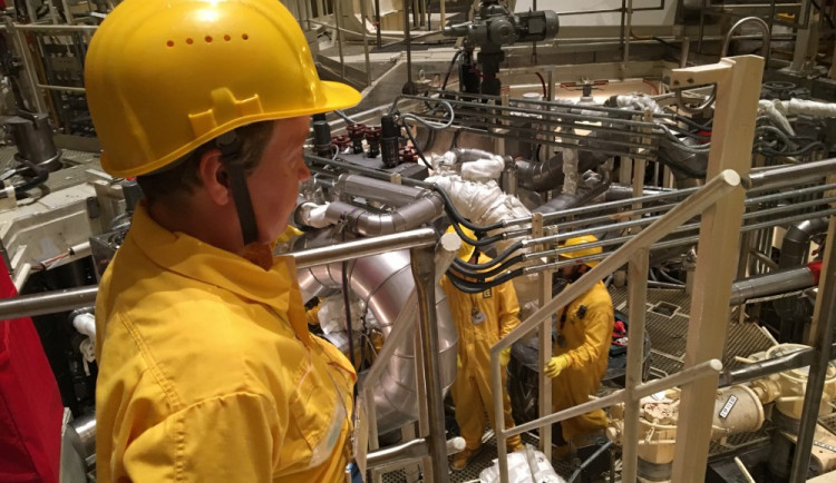 Průběh modernizace kompenzátoru si osobně zkontrolovala i předsedkyně SÚJB Dana Drábová