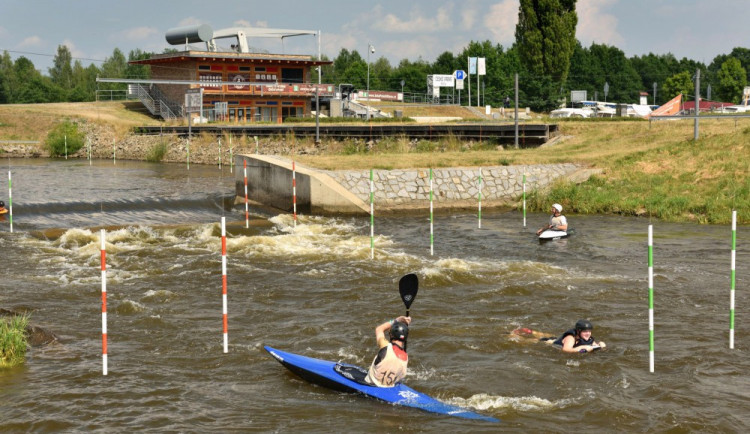 České Vrbné se stává novým centrem vodních sportů na Vltavě
