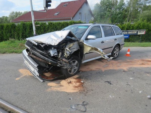 Srážka osobního auta a vlaku v Písku.