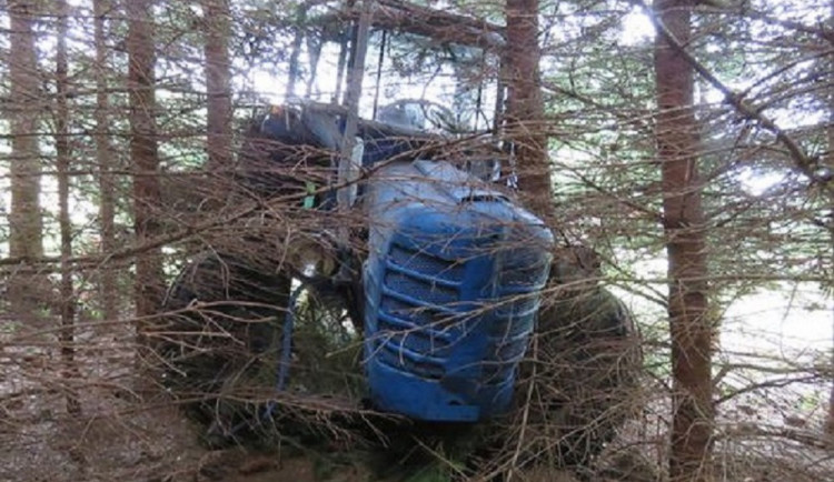 Havárie traktoru na Prachaticku.