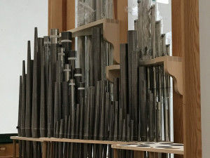 Varhany pro Svatou Horu vznikají v dílně v Borovanech.