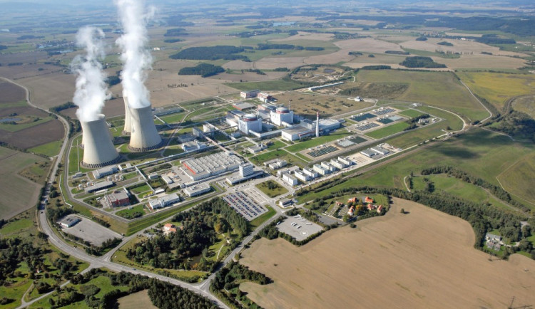 V pondělí 31. července ráno obnovil druhý temelínský blok výrobu elektřiny. Skončila tak plánovaná odstávka pro výměnu čtvrtiny paliva.