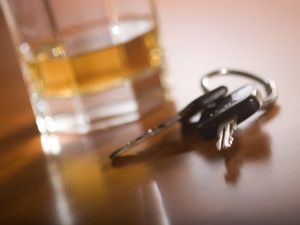 Po bujarém večírku jel pro ztracený mobil. V krvi měl přes tři promile alkoholu