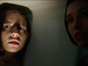 FILMOVÉ PREMIÉRY: Děti se zasmějí u Emoji ve filmu, dospělí se vyděsí u dvojky Annabelle