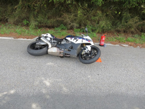 Nehoda motorkáře u Přední Výtoně.