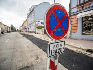 Oprava vodovodního řadu na Lidické třídě.