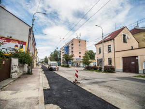 Oprava vodovodního řadu na Lidické třídě.