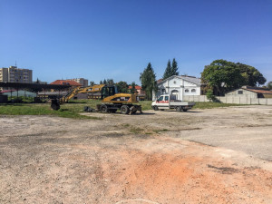 Budoucí plocha záchytného parkoviště Jírovcova.