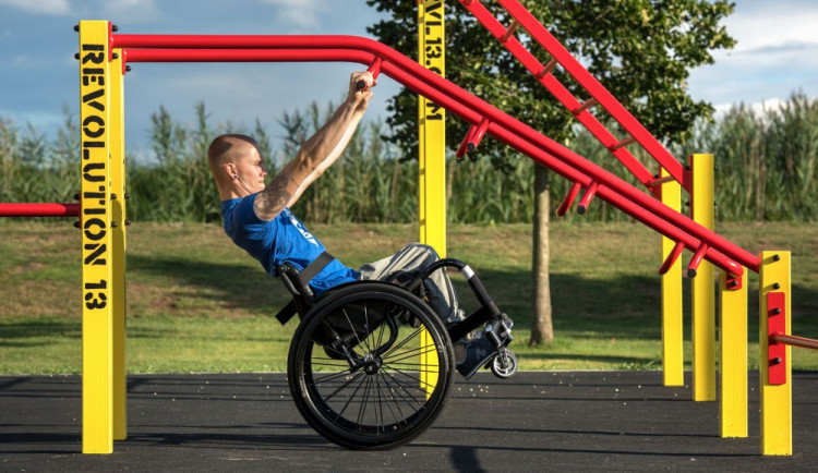 Workoutové hřiště