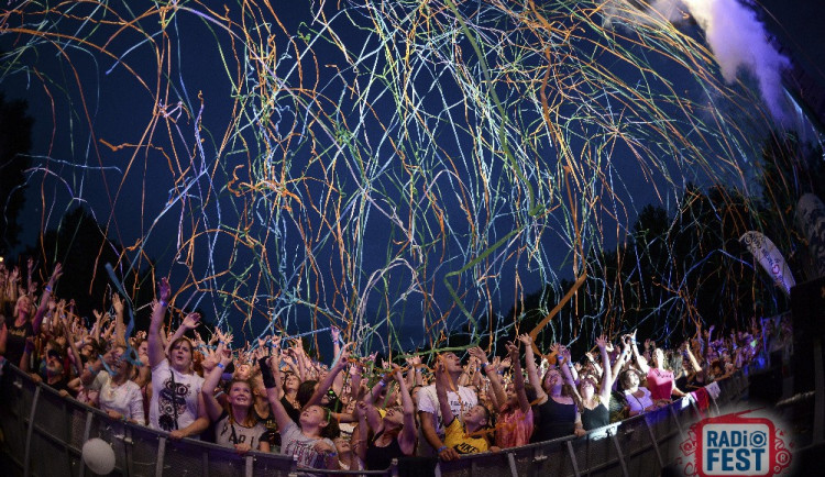 Radiofest míří do Budějc. Vystoupí No Name, Mandrage nebo Lenny
