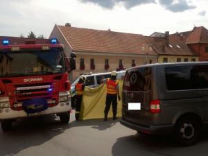 Pod koly nákladního automobilu zemřel na silnici v Husinci na Prachaticku cyklista.