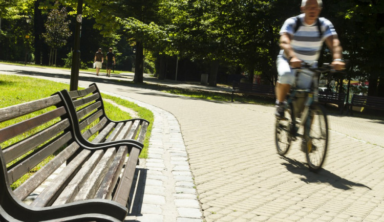 Přijde cyklista o řidičský průkaz, když „nadýchá“? Ne, ale čeká ho tučná pokuta