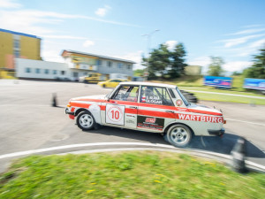 Den otevřených dveří doplní výstava závodních rallye vozidel nebo přehlídka historických aut