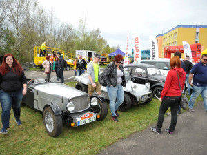 Den otevřených dveří doplní výstava závodních rallye vozidel nebo přehlídka historických aut