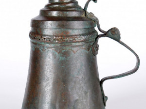 Korbel, který byl nalezen při budování základů nového domu v českobudějovické Jeronýmově ulici.