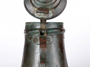 Korbel, který byl nalezen při budování základů nového domu v českobudějovické Jeronýmově ulici.