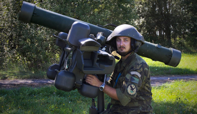 Cvičení v Bechyni se zúčastnil i četař Miroslav Vondryska, který u strakonického útvaru slouží jako starší operátor protiletadlového raketového kompletu RBS-70.