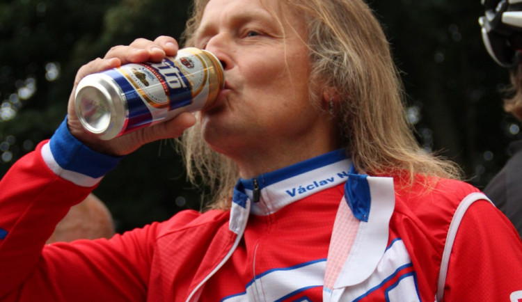 Osvěžení po závodě.