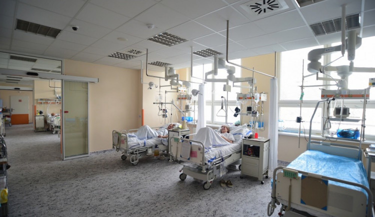 Chirurgické oddělení Nemocnice České Budějovice má nové zázemí.