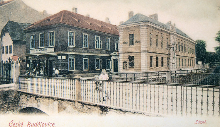 DRBNA HISTORIČKA: Městské lázně