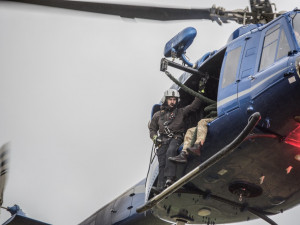 Mezinárodní závod policejních zásahových jednotek.