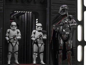 TRAILER TÝDNE: Držte si klobouky… Je tu trailer na nové Star Wars!