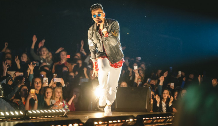 Ben Cristovao ve Žlutých lázncích