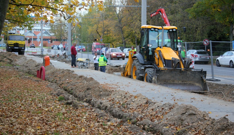 Nová parkovací stání usnadní obyvatelům sídliště Šumava parkování