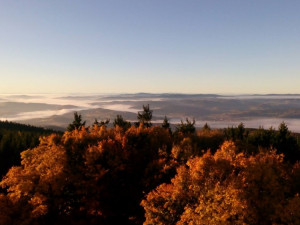O víkendu padaly teplotní rekordy, sluníčka si ještě pár dní užijeme