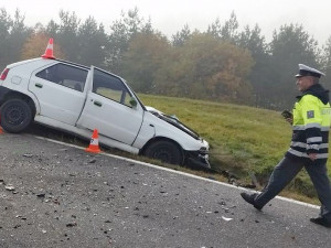 Při tragické nehodě na silnici  mezi Litochovicemi a Volyní zemřel sedmdesátiletý řidič osobního auta.