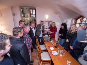 Jihočeské hnutí ANO slaví vítězství ve sněmovních volbách.