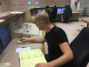 Operátoři řešili situaci na simulátoru