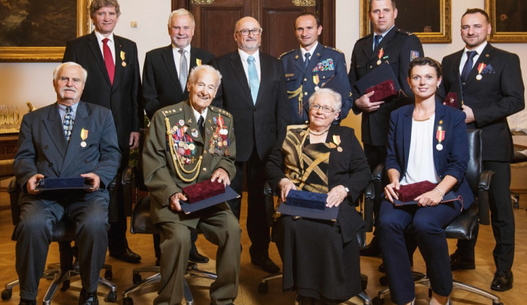 Budějcký primátor předal vyznamenání k 28. říjnu
