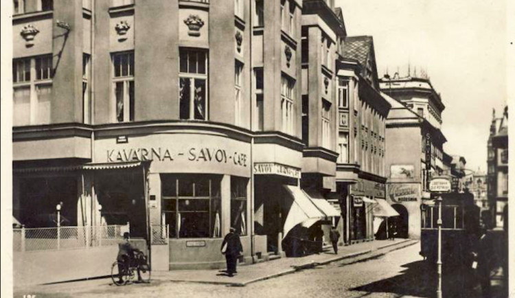 DRBNA HISTORIČKA: Kavárna Savoy