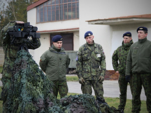Čeští vojáci představili svým litevským kolegům jednotlivé prvky modulu V-SHORAD.