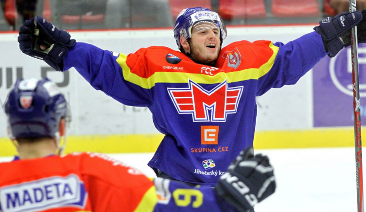 Rok Pajič slaví svůj hattrick