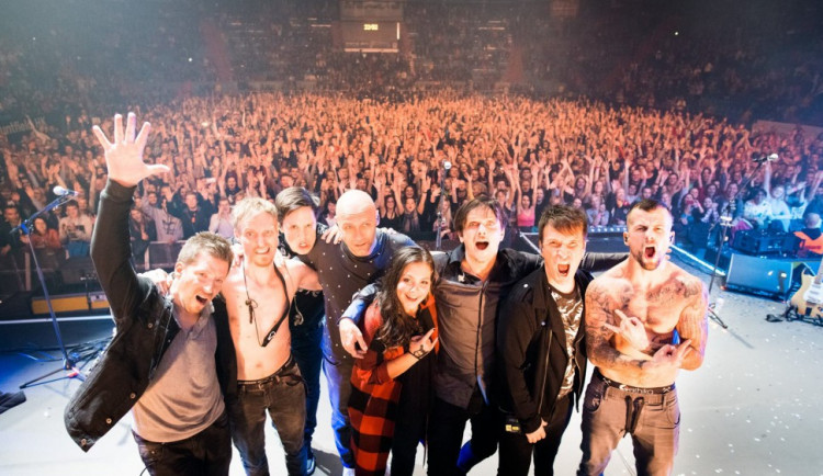 Kapela Chinaski v Hradci Králové