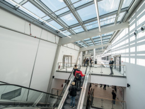 Slavnostní otevření nového IGY přilákalo stovky Budějčáků. Kompletně dokončeno bude až příští rok