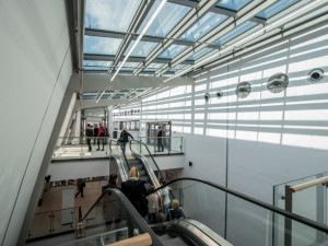 Slavnostní otevření nového IGY přilákalo stovky Budějčáků. Kompletně dokončeno bude až příští rok