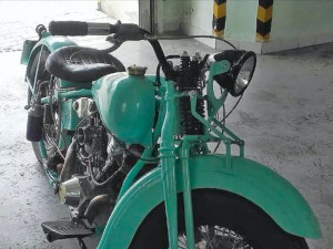 Zloděj ukradl v Rudolfově u Českých Budějovic cenný historický motocykl Harley Davidson