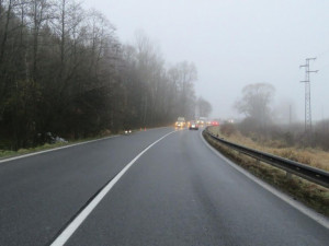 Dopravní nehoda osobního auta na silnici z Netolic do Obory.