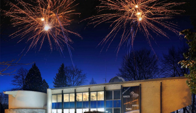 Slavnostní ohňostroj u příležitosti výročí osmdesáti let českobudějovické hvězdárny rozzáří nebe v pátek 24. listopadu od 18:00 hodin.