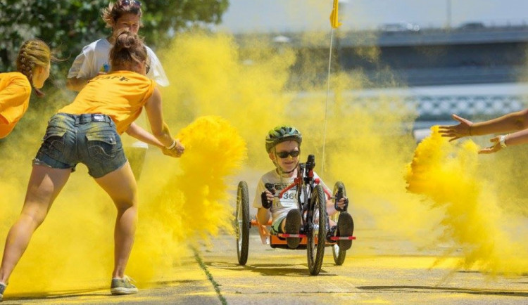 Poptávka po handbicích od Černých koní je v České republice opravdu obrovská.