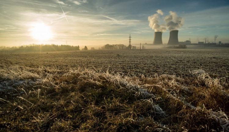 Elektřinu, která by českým domácnostem vystačila na téměř 12 měsíců, vyrobila od začátku letošního roku Jaderná elektrárna Temelín
