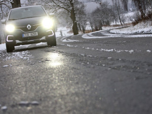 Fešák (nejen) pro dámy. Nový Captur zaujme vzhledem i jízdními vlastnostmi
